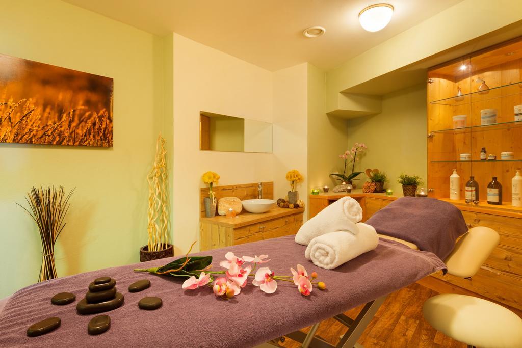 Sporthotel Cristall Фулпмес Екстериор снимка